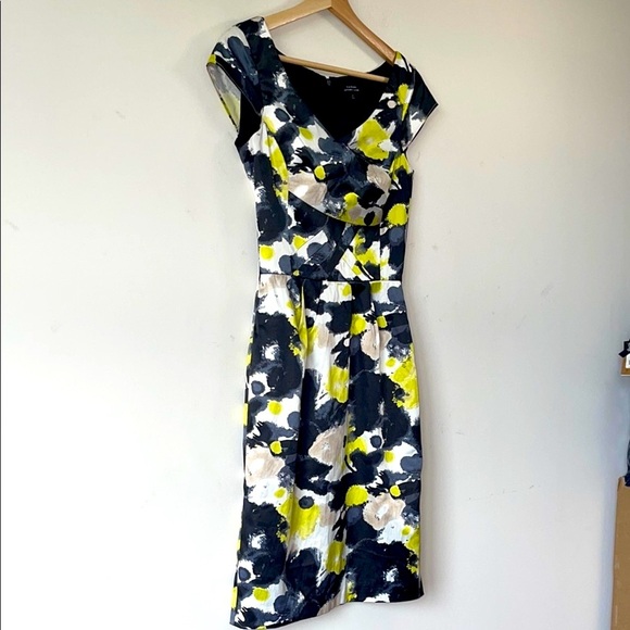 Tahari Black and Yellow Sheath Dress with Sweetheart Neckline - Picture 5 of 7